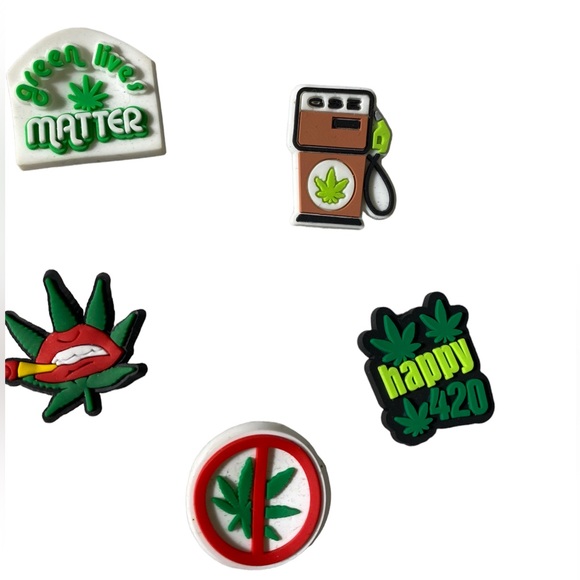 7 pcs weed smoke fun croc charms - Picture 4 of 5